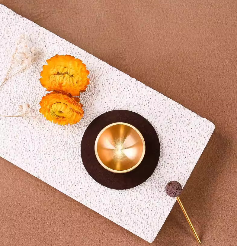 How to Create a Mindful Dining Space with Simple Objects